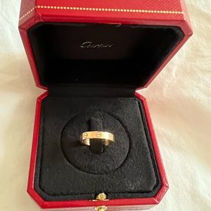 Cartier LOVE ring in size 52 (size 6).